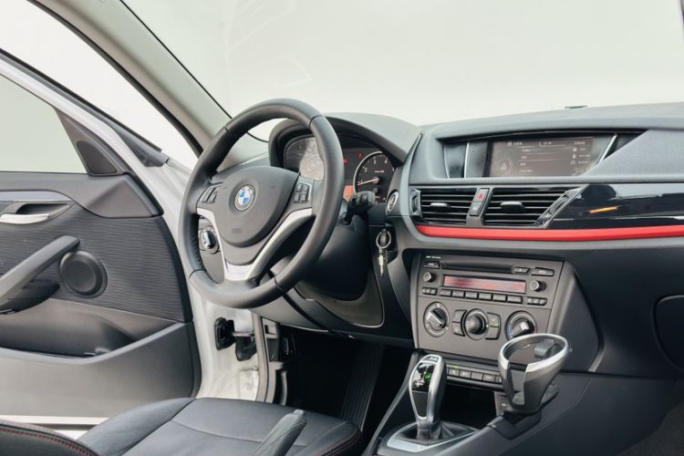 Used BMW X1 2015 sDrive18i Fashion Upgrade Edition