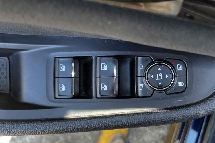 Used Skyworth HT-i 2022 1.5L PHEV 115KM Smart Value Edition
