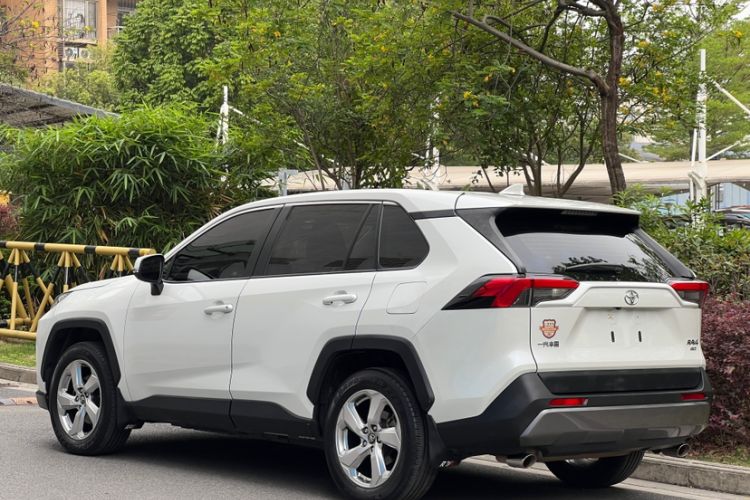 Used Toyota RAV4 2020 2.0L CVT 4x4 Trend Edition Exterior 4