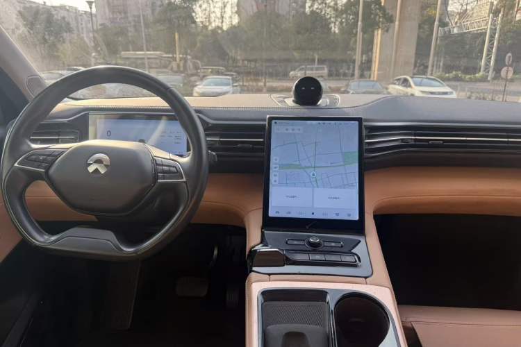 Used Nio ES8 2018 355 km Base Version 7-Seater Edition