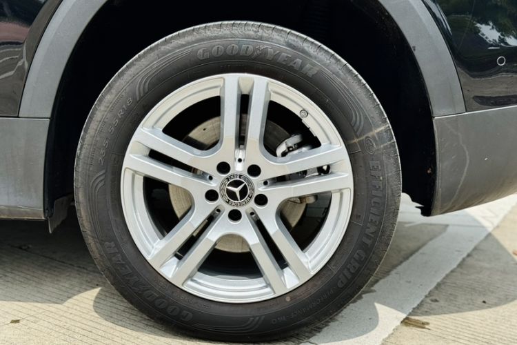 Used Mercedes-Benz GLB 2022 Second Facelift GLB 200 Fashion Edition Exterior 2