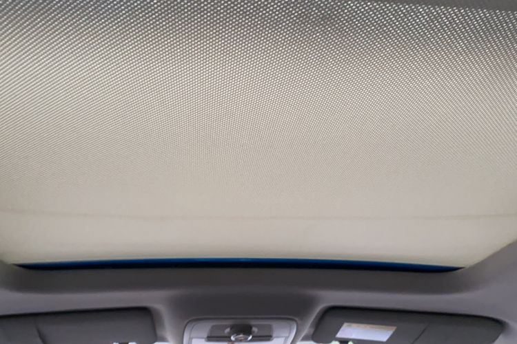 Used Roewe RX5 2016 20T Two-Wheel Drive Automatic Internet Smart Edition