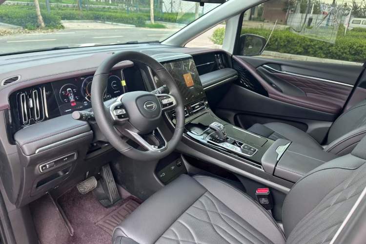 Used GAC Trumpchi M8 2024 Master Series 400T Prestige Edition