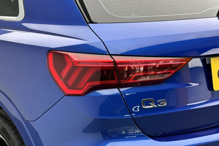 Used Audi Q3 2019 35 TFSI Fashion Dynamic Model
