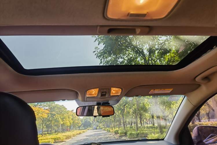 Used Hyundai Elantra (6th Generation / Lingdong) 2016 1.6L Automatic ZhiXuan – Elite Version Headliner