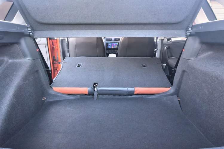 Used Volkswagen Santana 2017 Haval H6 1.6L Automatic Fashion Edition Interior 8