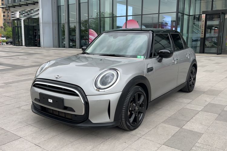 Used MINI 2023 Updated 1.5T COOPER Artist Five-Door Edition