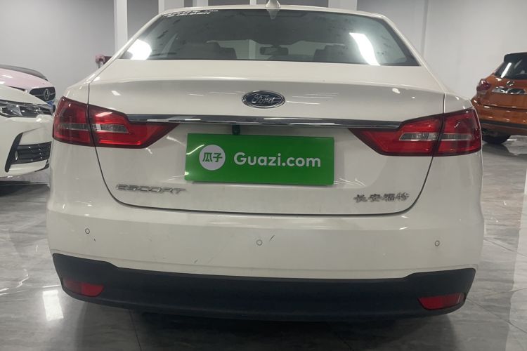 Used Ford Escort 2019 Revised 1.5L Automatic ZhiXiang Version China VI Standard