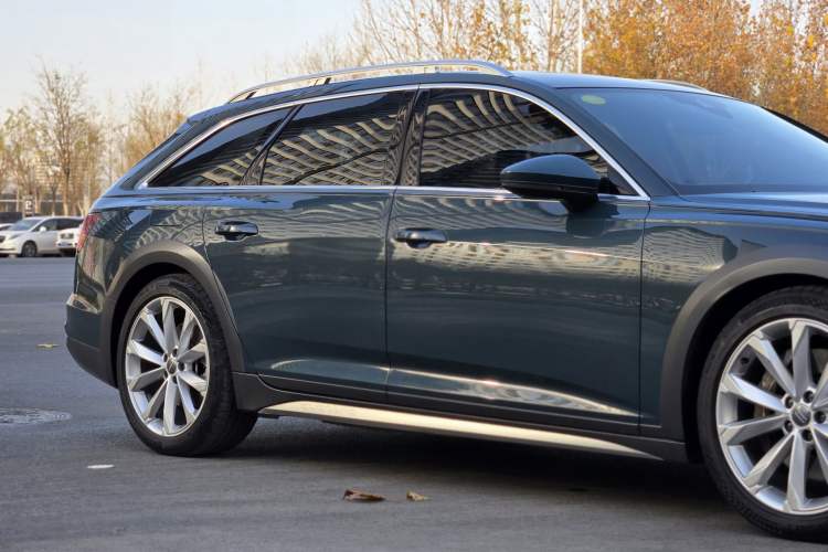 Used Audi A6 2020 allroad quattro Explorer 55 TFSI Prestige Off-Road Model