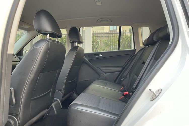 Used Volkswagen Tiguan L 2016 300TSI Automatic Two-Wheel Drive Trend Edition
