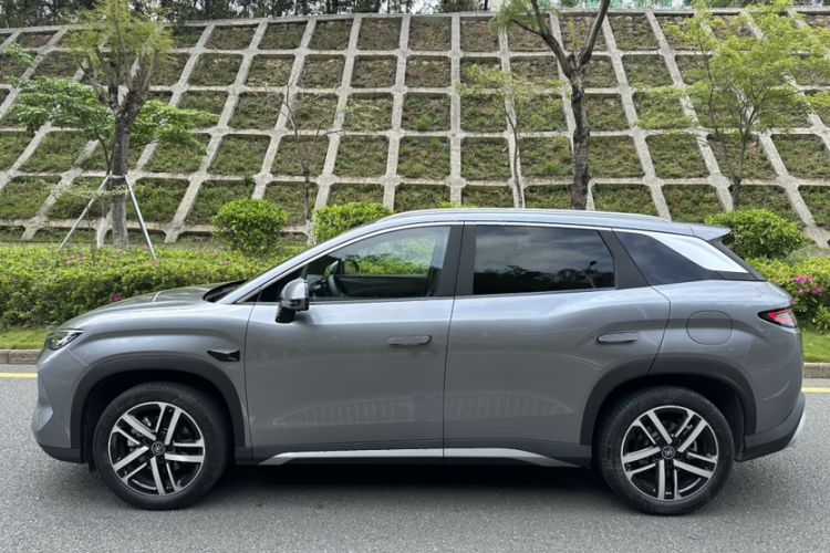 Used BYD Song L DM-i 2025 Intelligent Driving Version 112 km Leading Trim Exterior 6