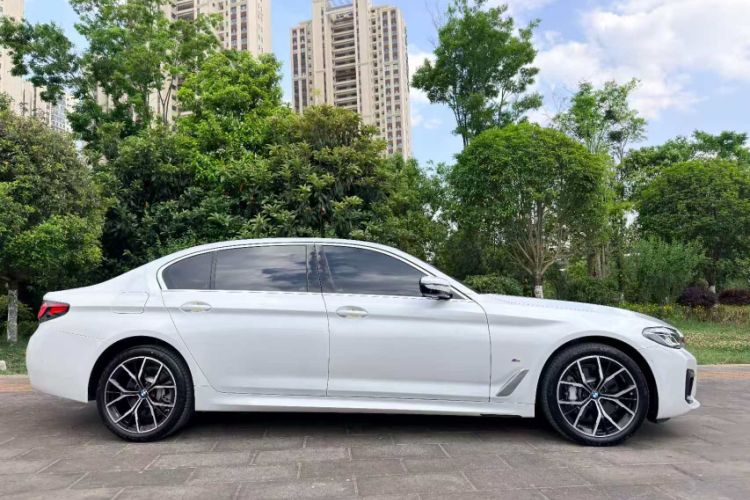 Used BMW 5 Series 2022 Revised Version 3 530Li Luxury Edition M Sport Package Exterior 3