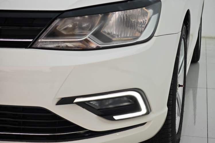 Used Volkswagen Lamando 2018 280TSI DSG Comfort Edition
