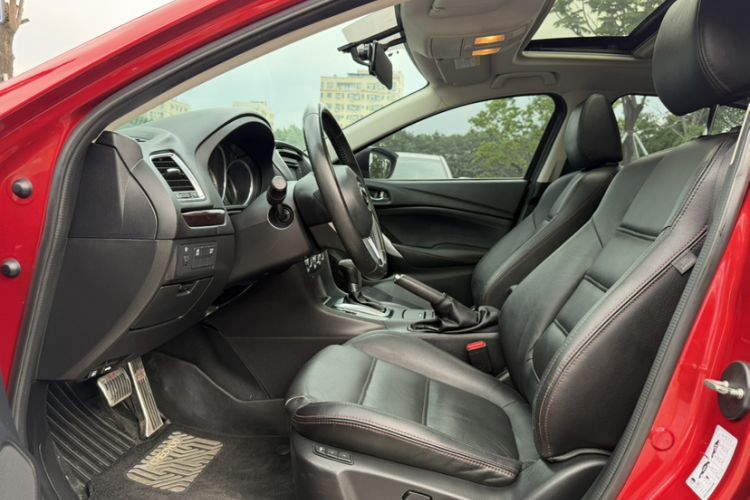 Used Mazda Atenza 2015 2.0L Blue Sky Luxury Edition
