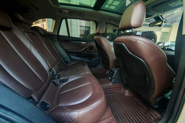 Used BMW X1 2018 sDrive18Li Luxury Model
