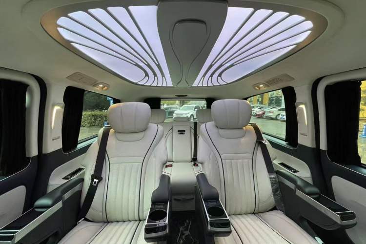 Used Mercedes-Benz Vito 2021 2.0T Business Version 7 Seats
