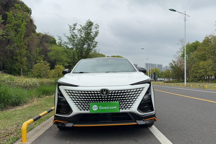 Used CHANGAN UNI-T 2022 1.5T Prestige Version Front