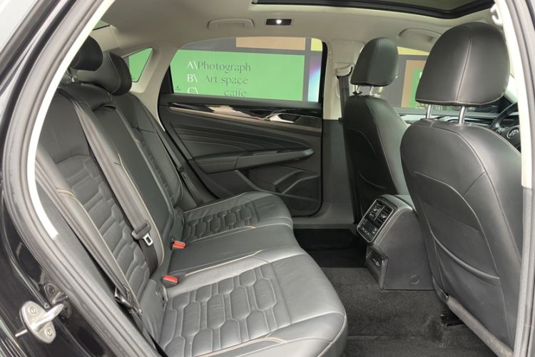 Used Volkswagen Passat 2020 330TSI Elite Edition China VI