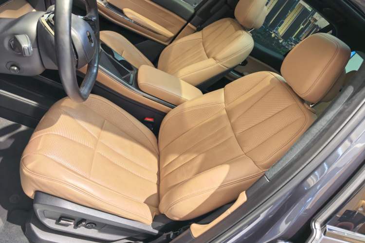 Used Nio ES8 2020 415 KM Signature Edition 7-Seater Version
