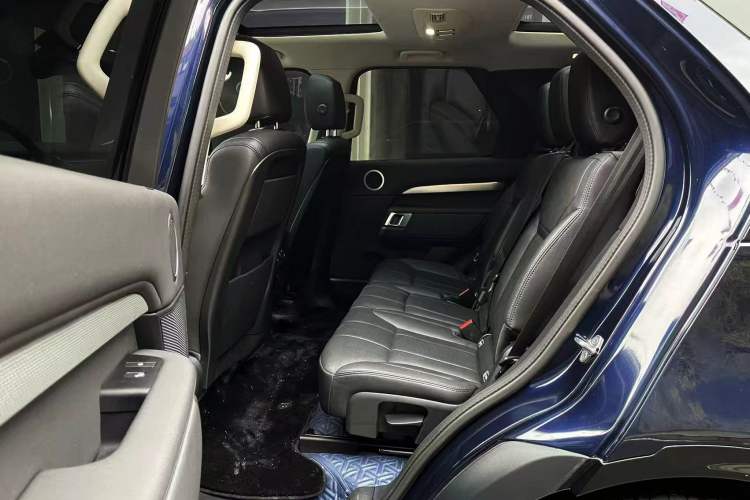 Used Land Rover Discovery 2020 3.0 SC V6 30th Anniversary Special Edition