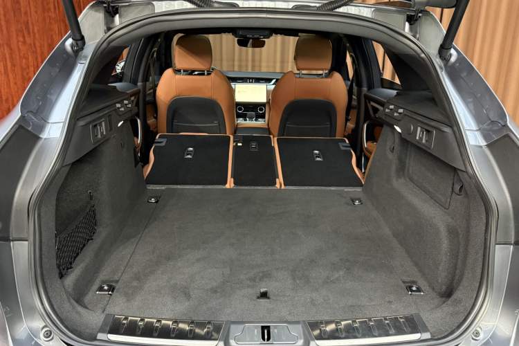 Used Jaguar F-PACE 2024 P250 R-Dynamic SE
