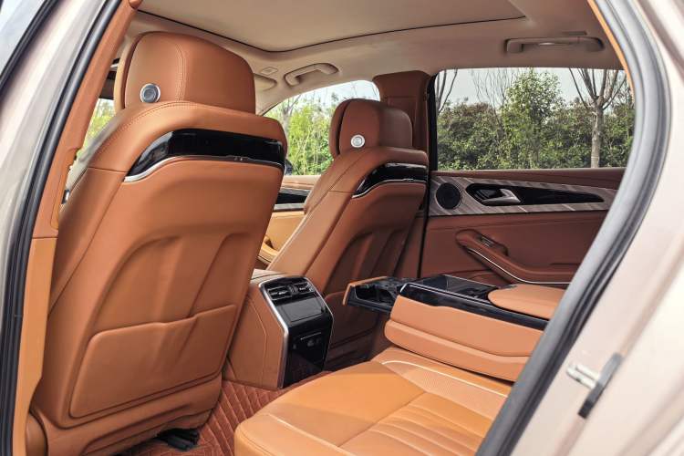 Used Hongqi H9 2022 2.0T Smart Connect Flagship Edition
