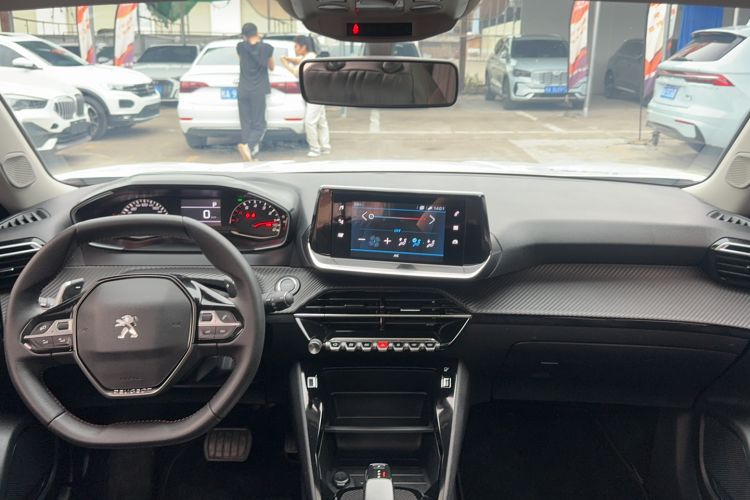 Used Peugeot 2008 2022 230THP THE ONE Interior 3