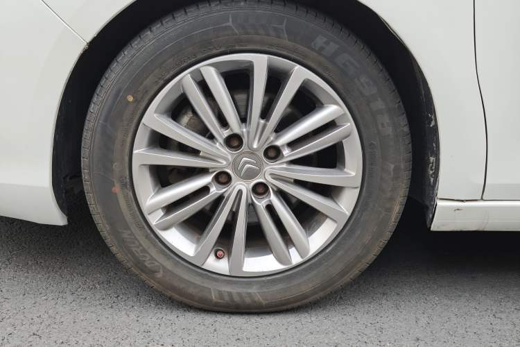 Used Citroen C4L 2015 1.8L Automatic Luxury Edition Exterior 6