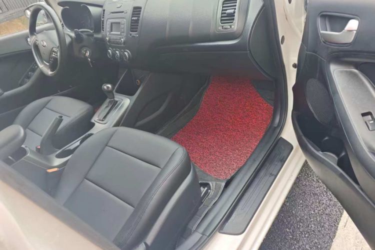 Used Kia K3S 2014 1.6L Automatic GL Interior 5