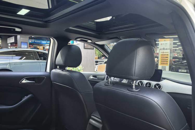 Used Mercedes-Benz B-Class 2017 B 200 Sport Edition