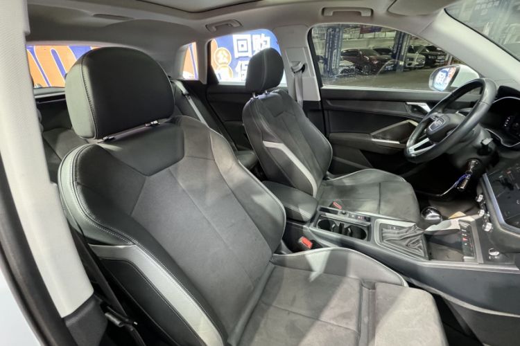 Used Audi Q3 2022 35 TFSI Progressive Dynamic Edition Interior 9