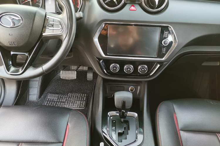 Used Soueast DX3 2016 1.5T CVT Flagship Model
