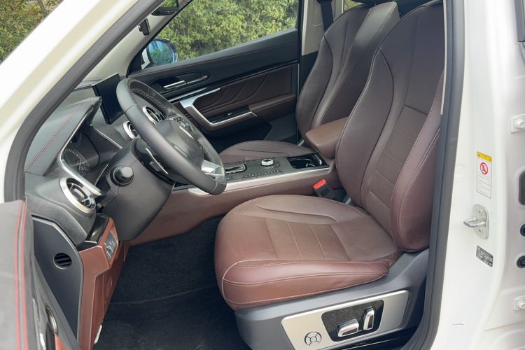 Used Wey VV5 2017 2.0T Ultra-Luxury Version
