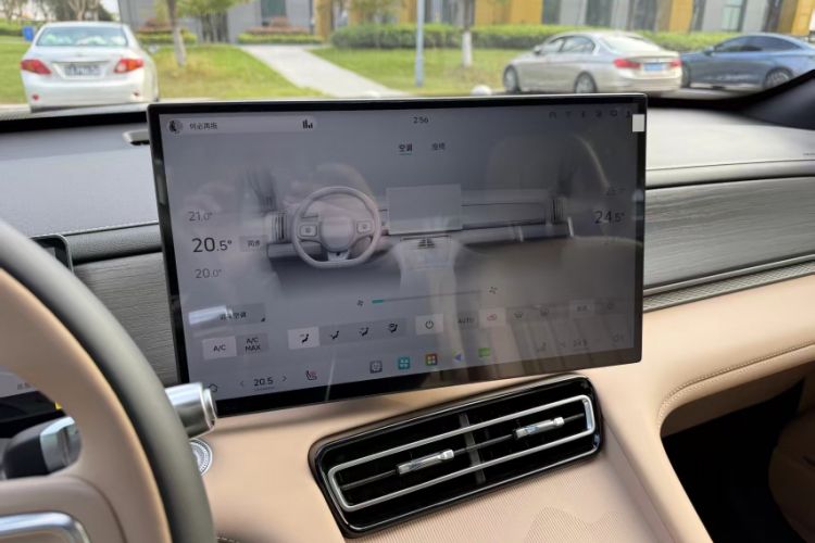 Used JETOUR Shanhai L7 Plus 2025 Model 220km Flagship 7-seater