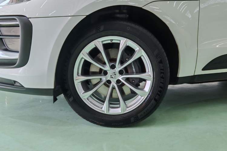 Used Porsche Macan 2023 Macan 2.0T