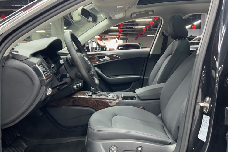 Used Audi A6L 2014 30 FSI Technology Model Interior 2