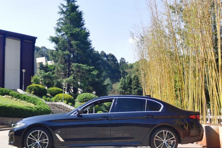 Used BMW 5 Series 2022 Restyled 530Li Leading Edition M Sport Package
