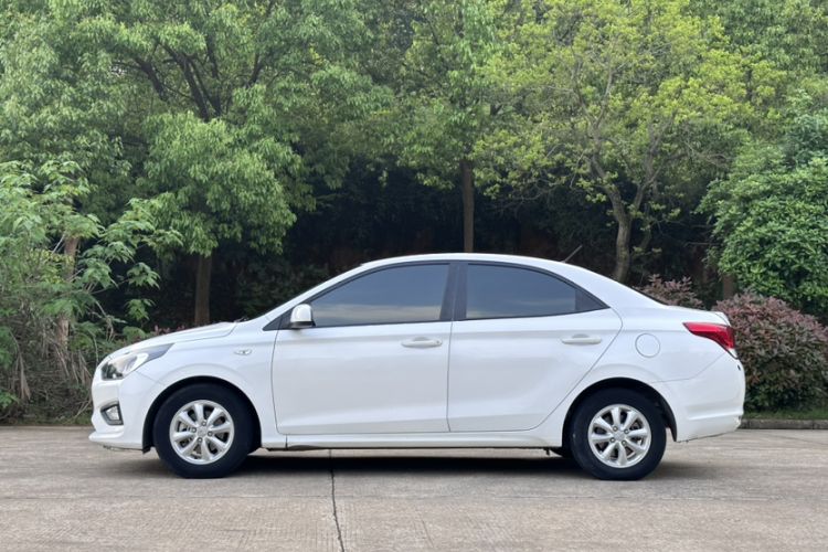 Used Hyundai Verna (older generation) 2017 1.4L Automatic YueXiang Edition China V-standard
