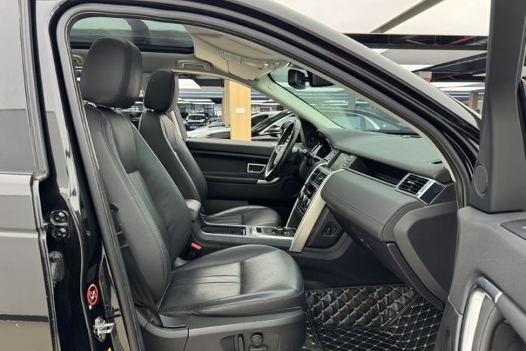 Used Land Rover Discovery Sport 2019 240 PS SE Version China VI Standard