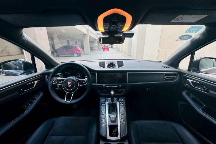 Used Porsche Macan 2018 Macan 2.0T