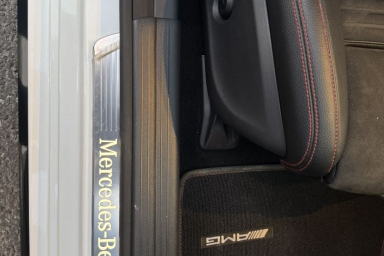 Used Mercedes-Benz CLA 2018 CLA 220 4MATIC Interior 7