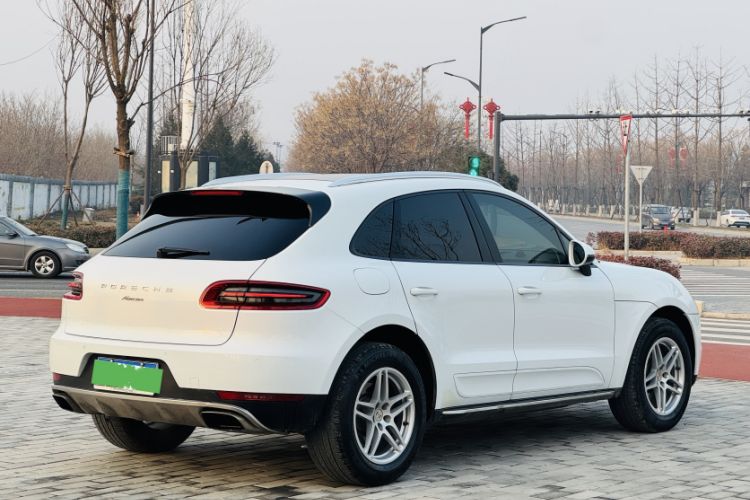 Used Porsche Macan 2016 Macan 2.0T