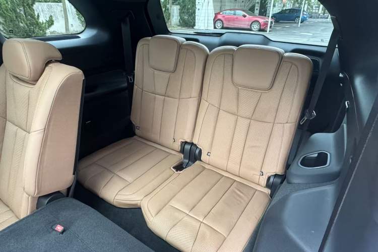 Used Nio ES8 2020 415 km Range 7-Seater Version