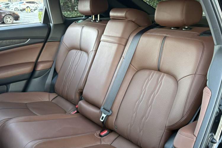 Used Honda UR-V 2020 370TURBO Two-Wheel Drive Luxury Edition