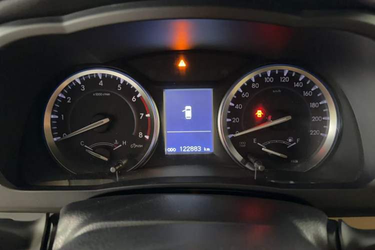 Used Toyota Highlander 2015 2.0T Two-Wheel Drive Luxury Edition 7 Seats