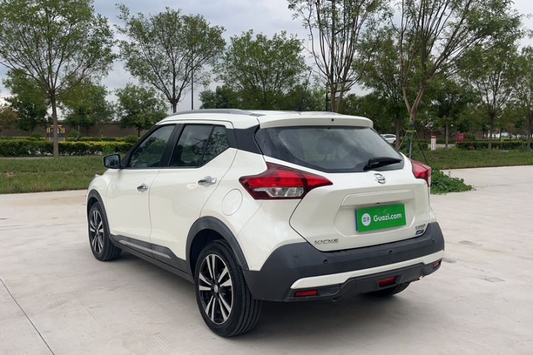 Used Nissan Kicks 2018 1.5L CVT Smart Connect Luxury Edition
