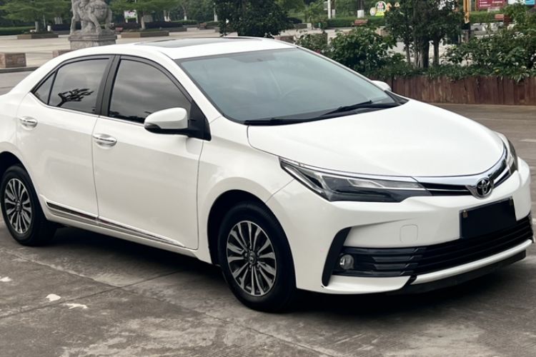 Used Toyota Corolla 2018 1.2T S-CVT GL-i Zhihui Edition Exterior 3