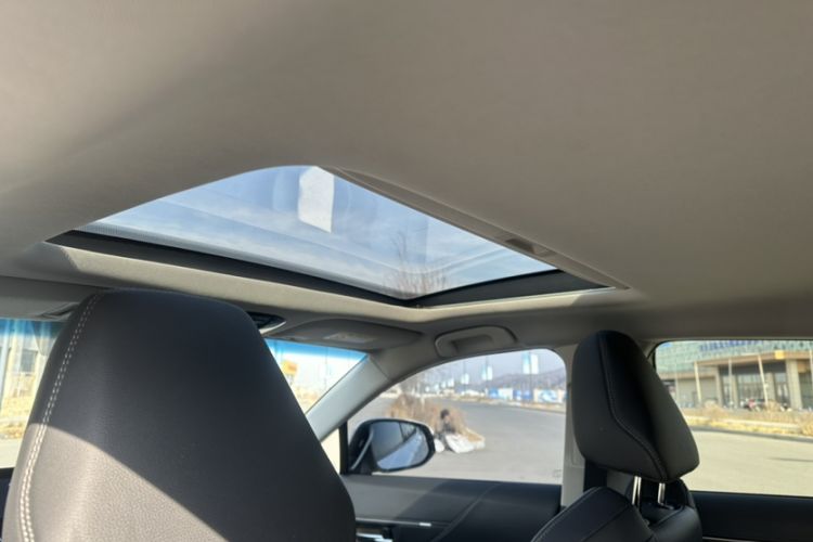 Used Toyota Venza 2022 2.0L CVT Two-Wheel Drive Prestige Edition
