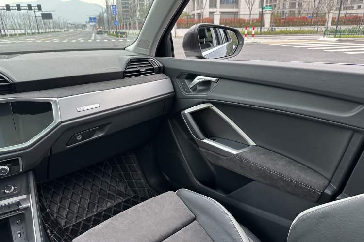 Used Audi Q3 2019 35 TFSI Advanced Dynamic Edition