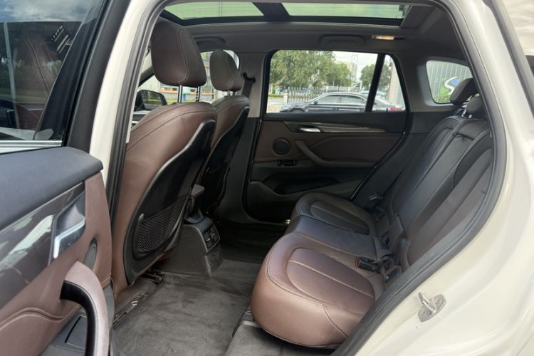 Used BMW X1 New Energy 2019 xDrive25Le Luxury Model Interior 3